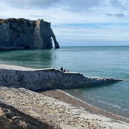 Maison/ Loft Familial à *